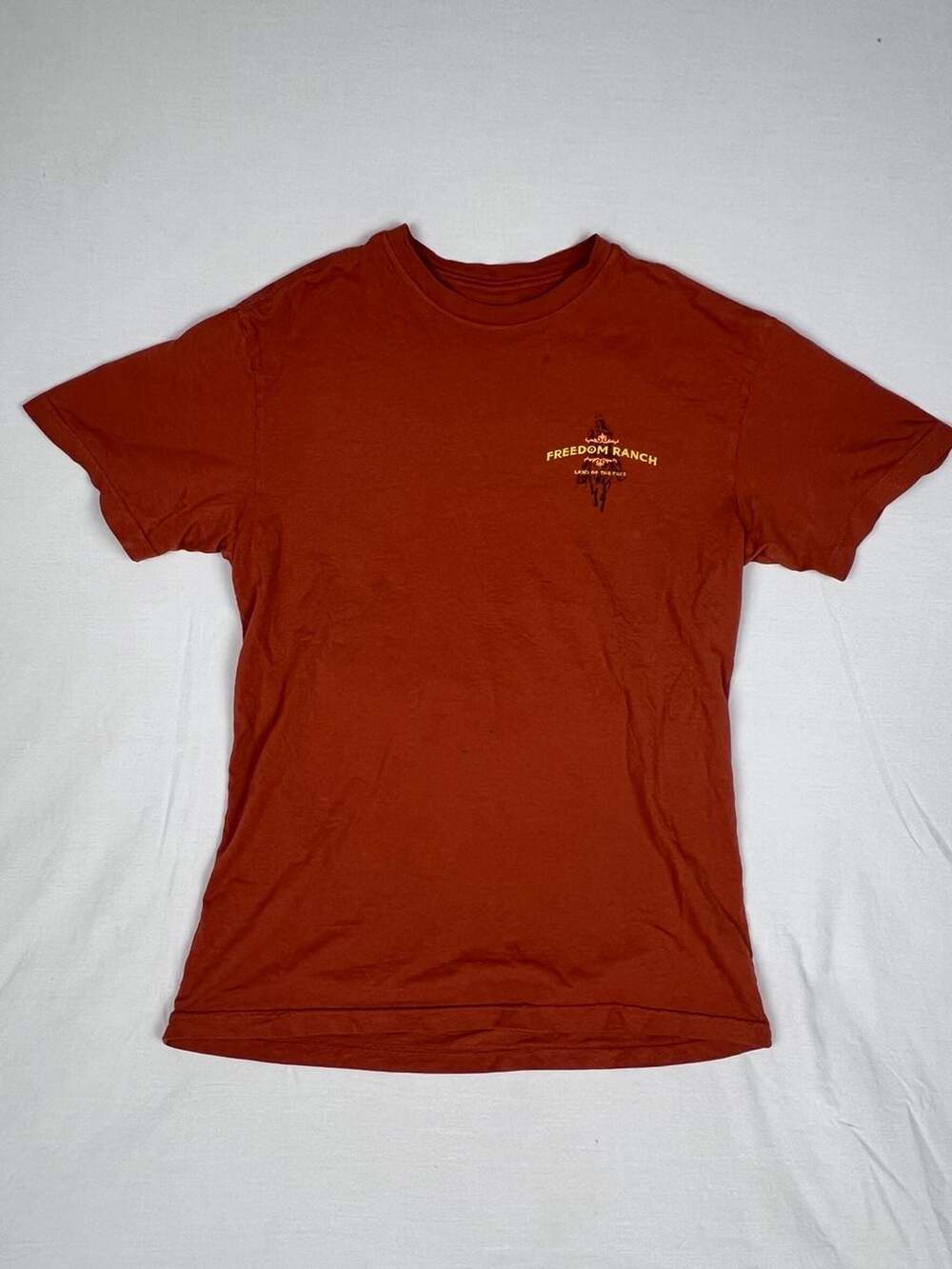 Freedom Ranch Graphic T-Shirt Size L Red Cowboy US Flag